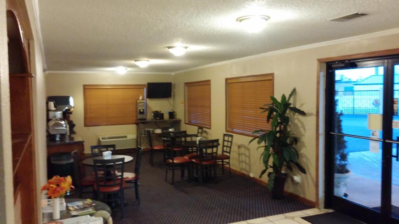 Deerfield Inn Blytheville Bagian luar foto